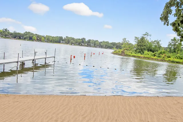 $975,000 | 5012 West Lake Shore Drive, Wonder Lake, IL 60097