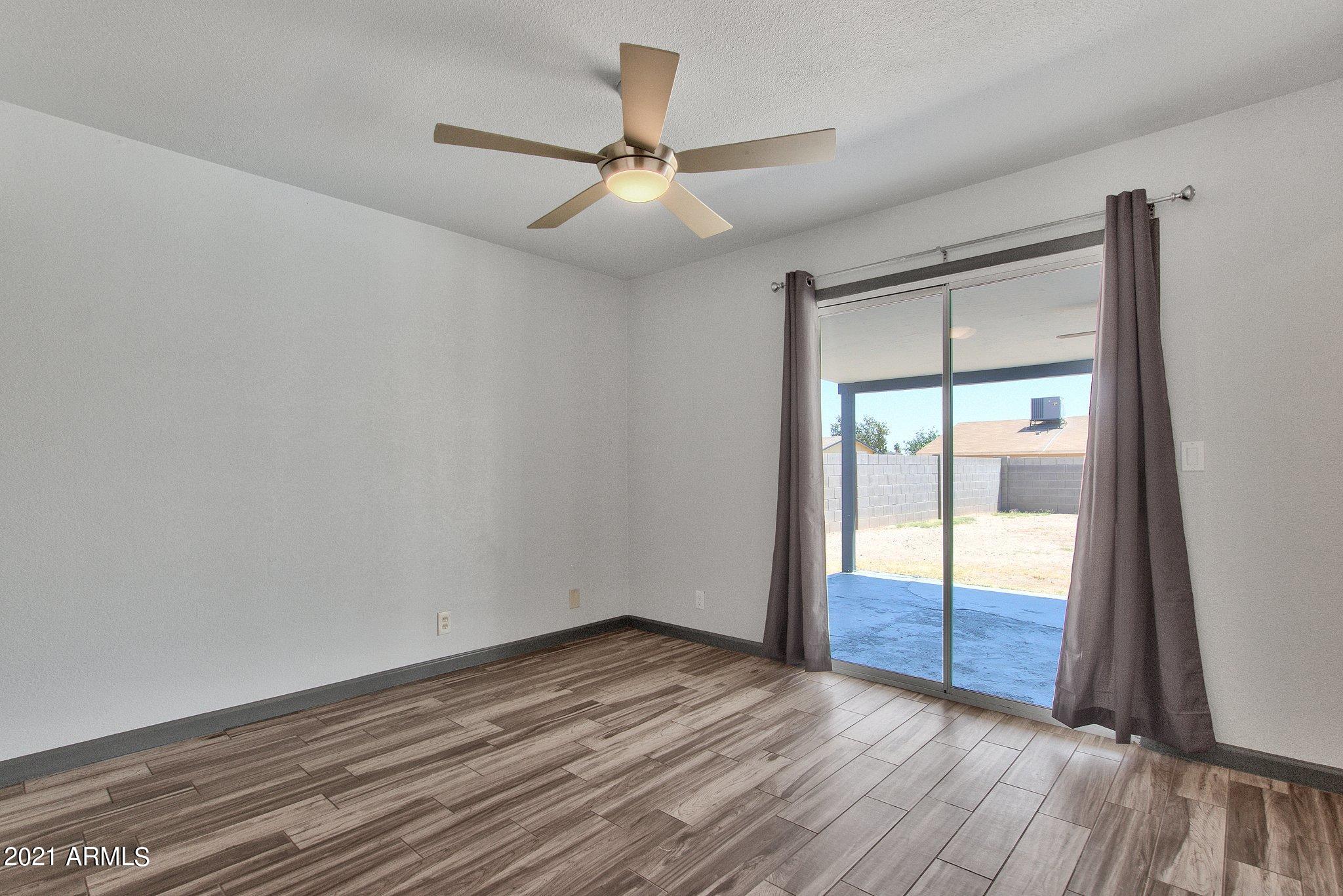 7413 West Hatcher Road Peoria, AZ 85345 - Photo 15 of 28 18