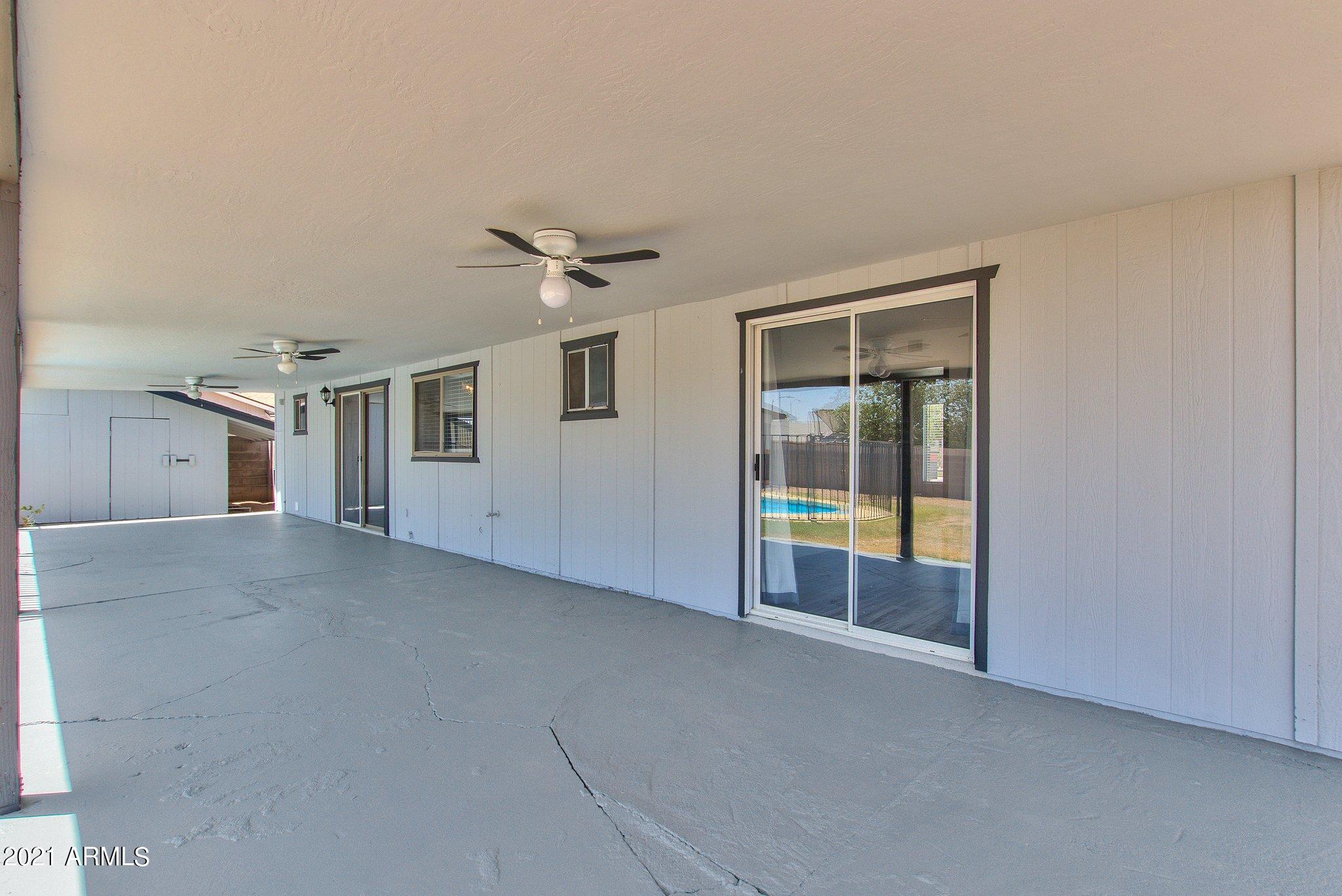 7413 West Hatcher Road Peoria, AZ 85345 - Photo 18 of 28 22