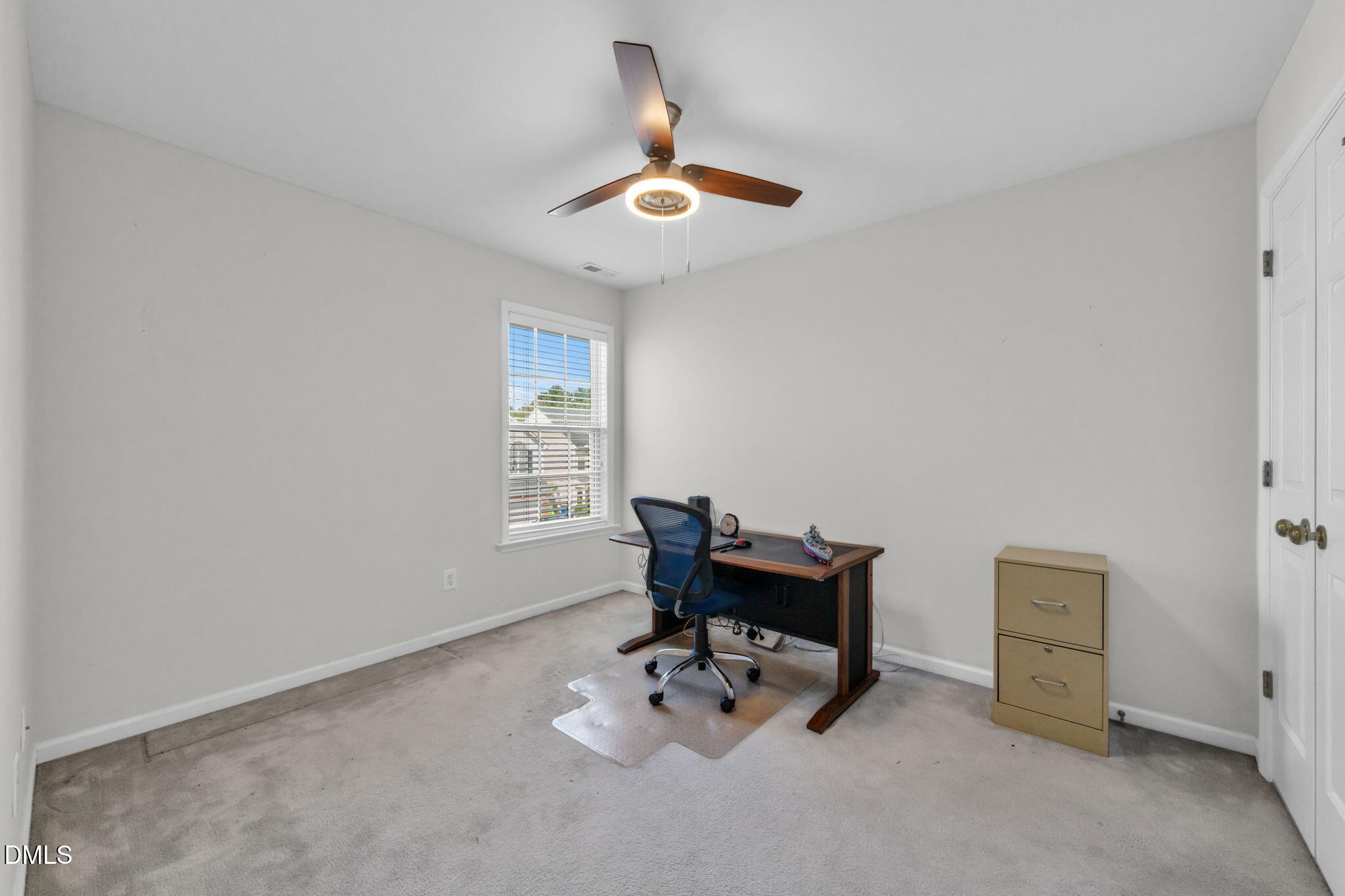 2140 Thornblade Drive Raleigh, NC 27604 - Photo 30 of 48 a living room with furniture
