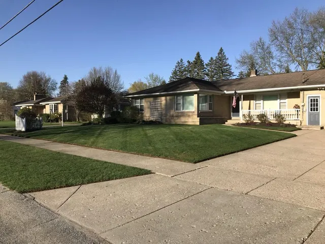$375,000 | 6857 Linden Avenue Southeast, Grand Rapids, MI 49548