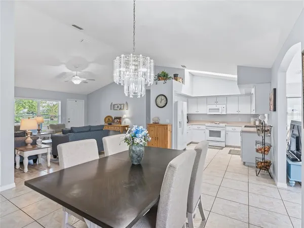 $297,000 | 11180 Southeast 175th Place, Summerfield, FL 34491
