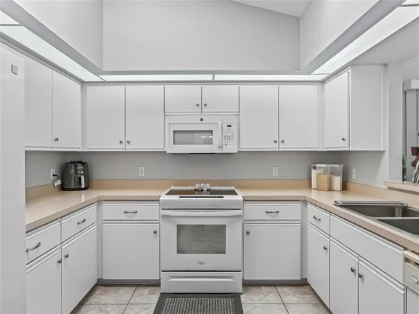 $297,000 | 11180 Southeast 175th Place, Summerfield, FL 34491