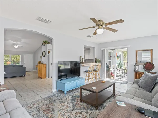 $297,000 | 11180 Southeast 175th Place, Summerfield, FL 34491