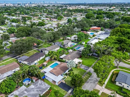 $635,000 | 315 South 57th Avenue, Hollywood, FL 33023