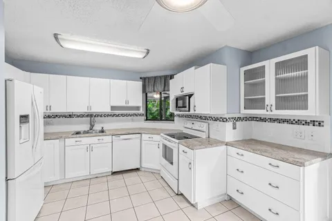 $270,000 | 10173 Chestwood Road, Boynton Beach, FL 33437