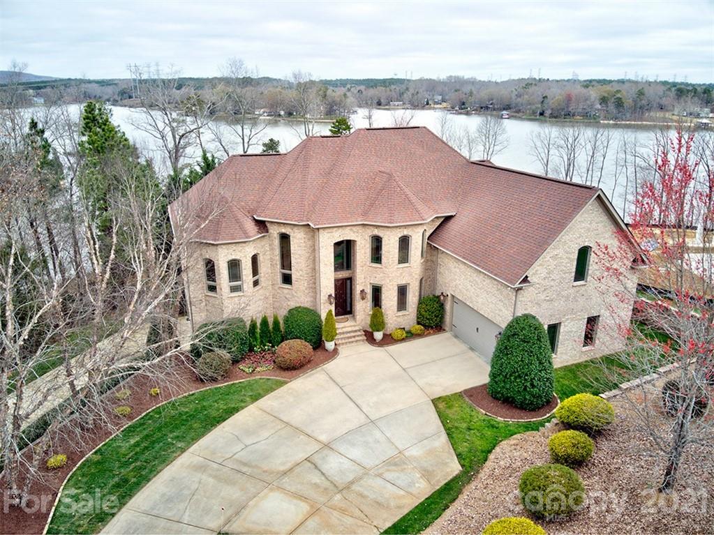 157 Mariners Bluff Road York, SC 29745 - Photo 1 of 48 Gallery Image 1