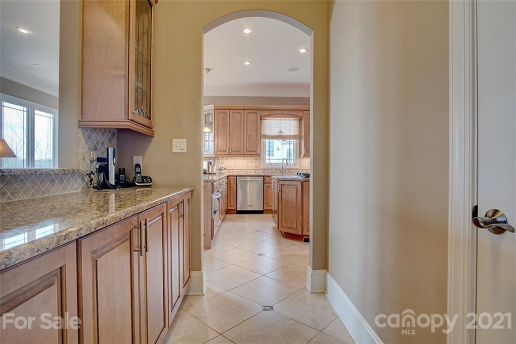 157 Mariners Bluff Road York, SC 29745 - Photo 12 of 48 Gallery Image 12