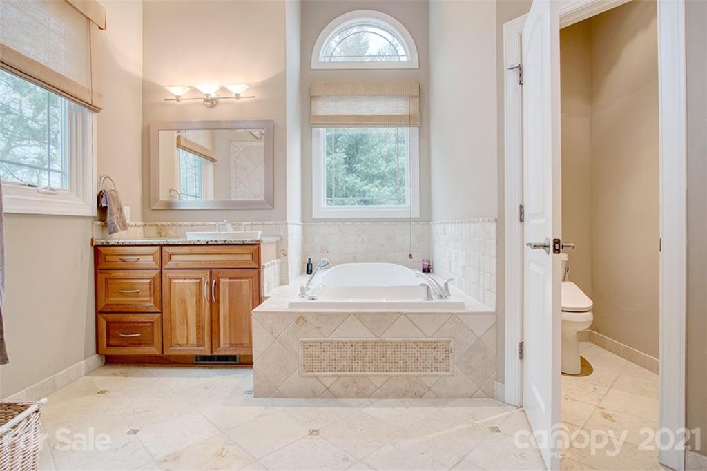 157 Mariners Bluff Road York, SC 29745 - Photo 20 of 48 Gallery Image 20