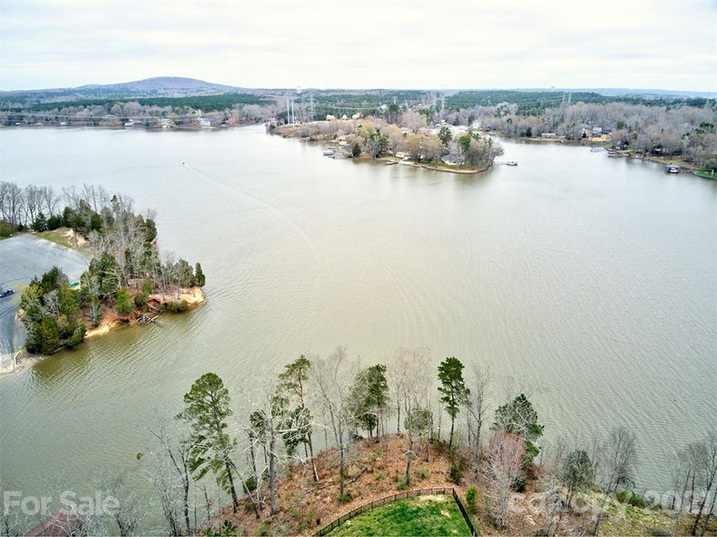 157 Mariners Bluff Road York, SC 29745 - Photo 3 of 48 Gallery Image 3