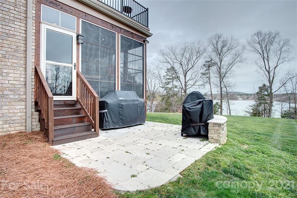 157 Mariners Bluff Road York, SC 29745 - Photo 38 of 48 Gallery Image 38