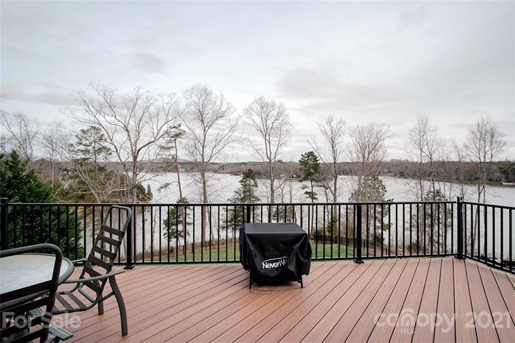 157 Mariners Bluff Road York, SC 29745 - Photo 40 of 48 Gallery Image 40