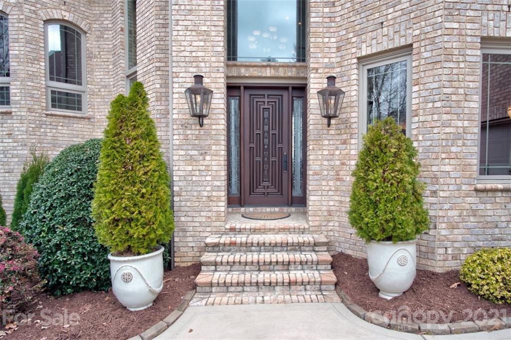 157 Mariners Bluff Road York, SC 29745 - Photo 6 of 48 Gallery Image 6