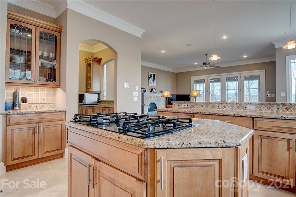 157 Mariners Bluff Road York, SC 29745 - Photo 10 of 48 Gallery Image 10