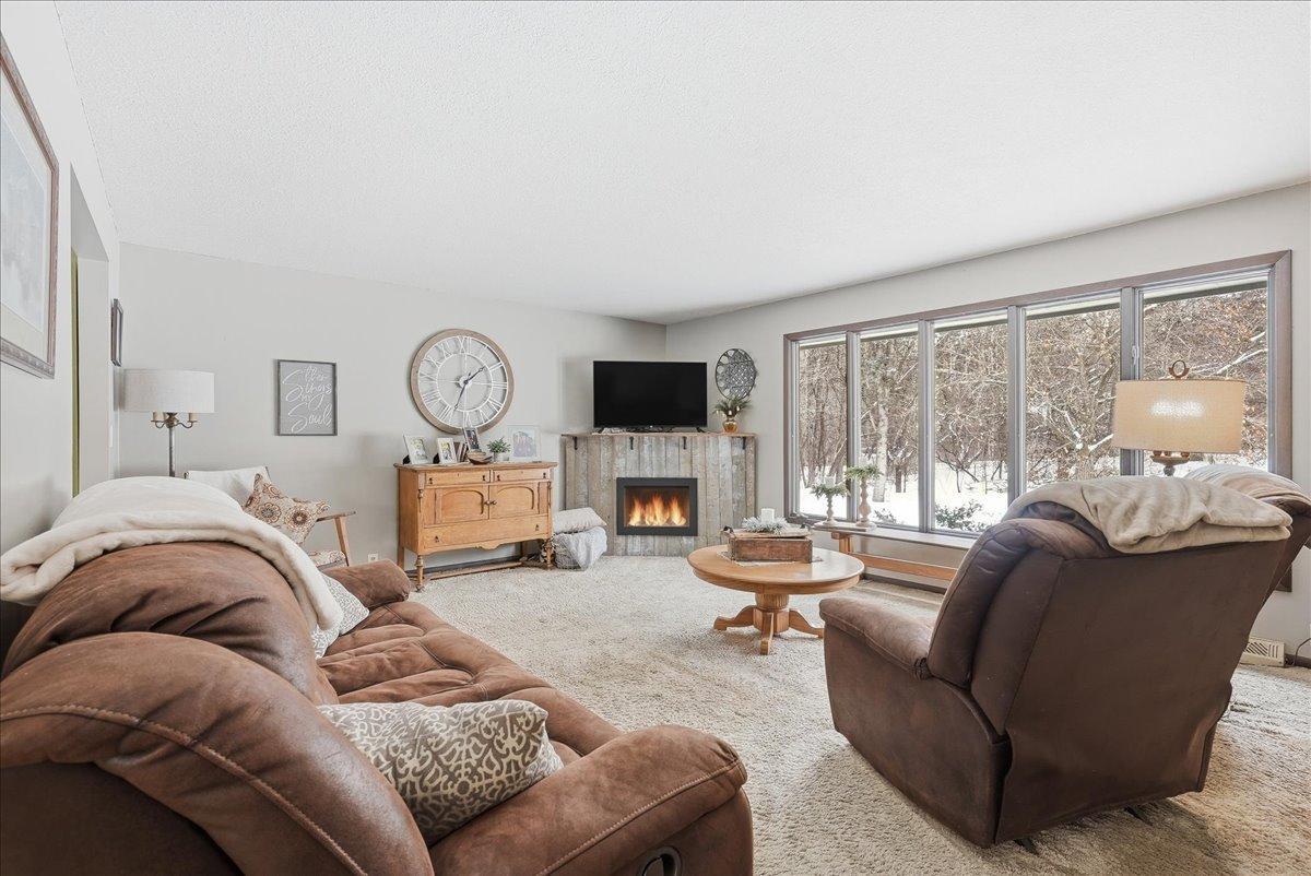 2111 55th Avenue Baldwin, WI 54002 - Photo 11 of 35