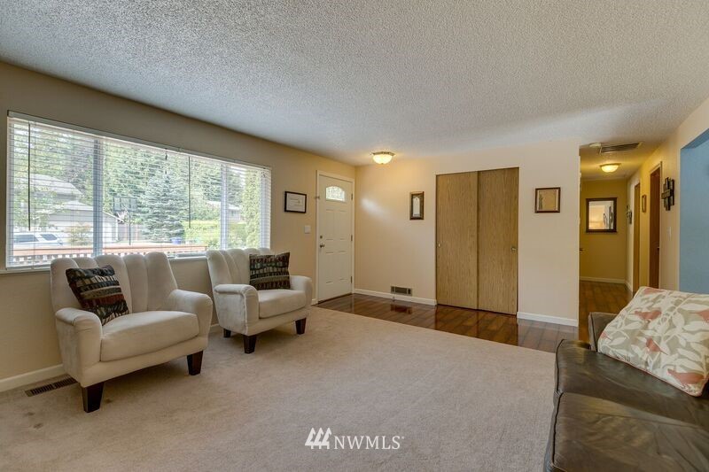 17315 18th Avenue Southeast Bothell, WA 98012 - Photo 5 of 19 Gallery Image 5