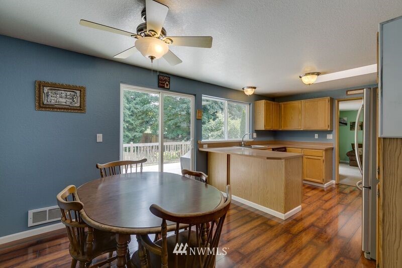 17315 18th Avenue Southeast Bothell, WA 98012 - Photo 7 of 19 Gallery Image 7