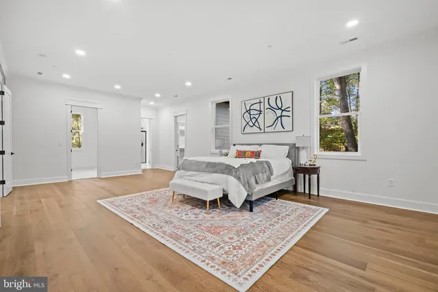 $1,799,000 | 811 Sligo Creek Parkway, Takoma Park, MD 20912