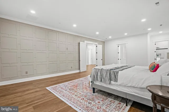 $1,799,000 | 811 Sligo Creek Parkway, Takoma Park, MD 20912