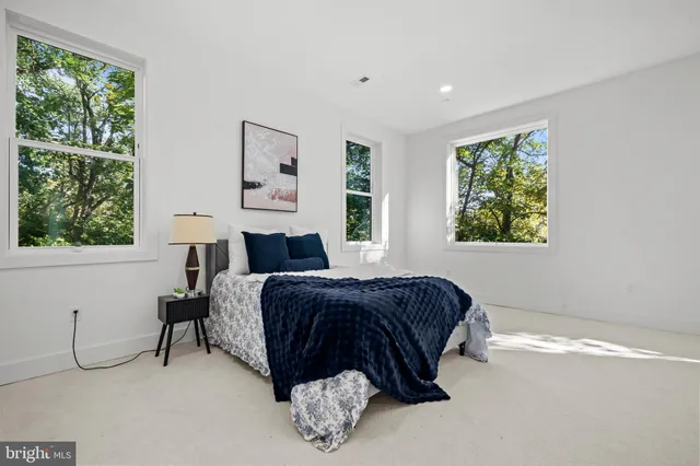$1,799,000 | 811 Sligo Creek Parkway, Takoma Park, MD 20912