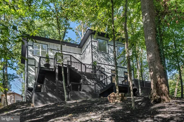 $1,799,000 | 811 Sligo Creek Parkway, Takoma Park, MD 20912