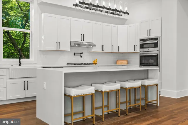 $1,799,000 | 811 Sligo Creek Parkway, Takoma Park, MD 20912