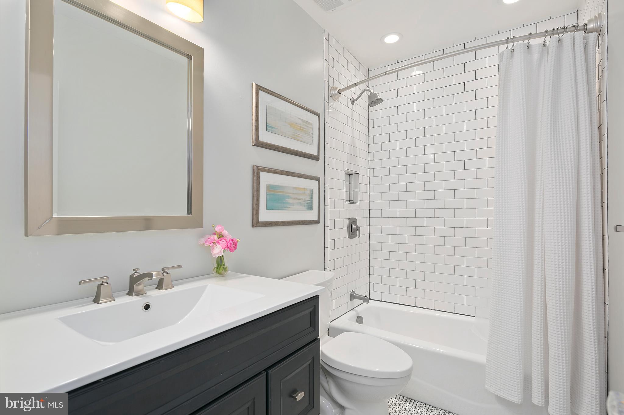 228 11th Street Southeast Washington, DC 20003 - Photo 24 of 31