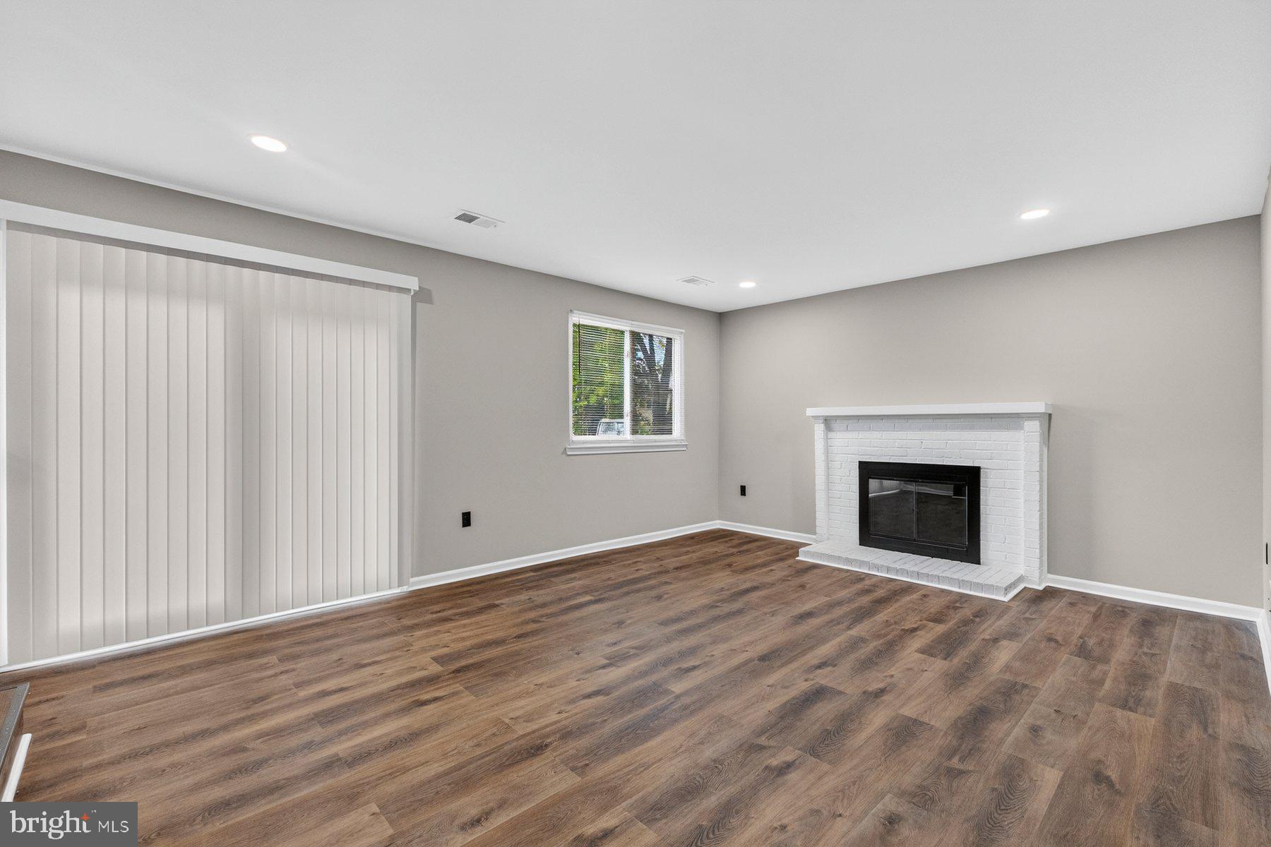 4810 A Wheeler Road Temple Hills, MD 20748 - Photo 5 of 28 Bright and airy living space awaits.