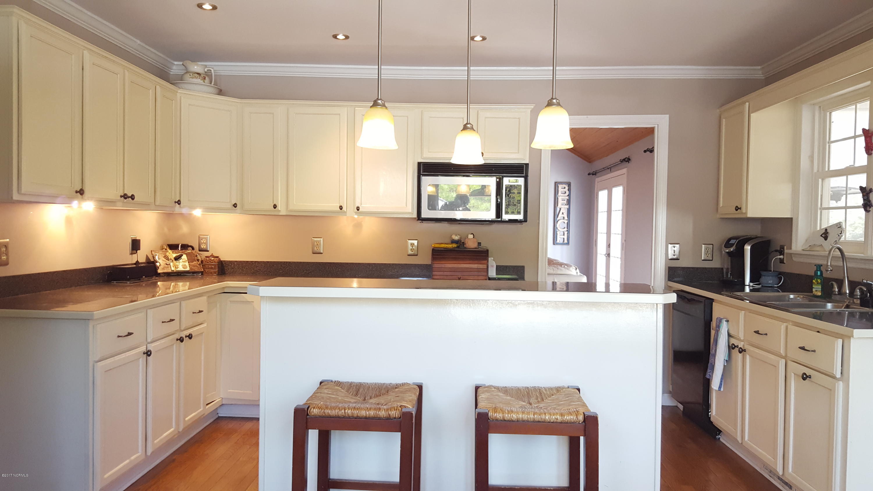 700 North Green Tee Road Hampstead, NC 28443 - Photo 4 of 15 kitchen 3