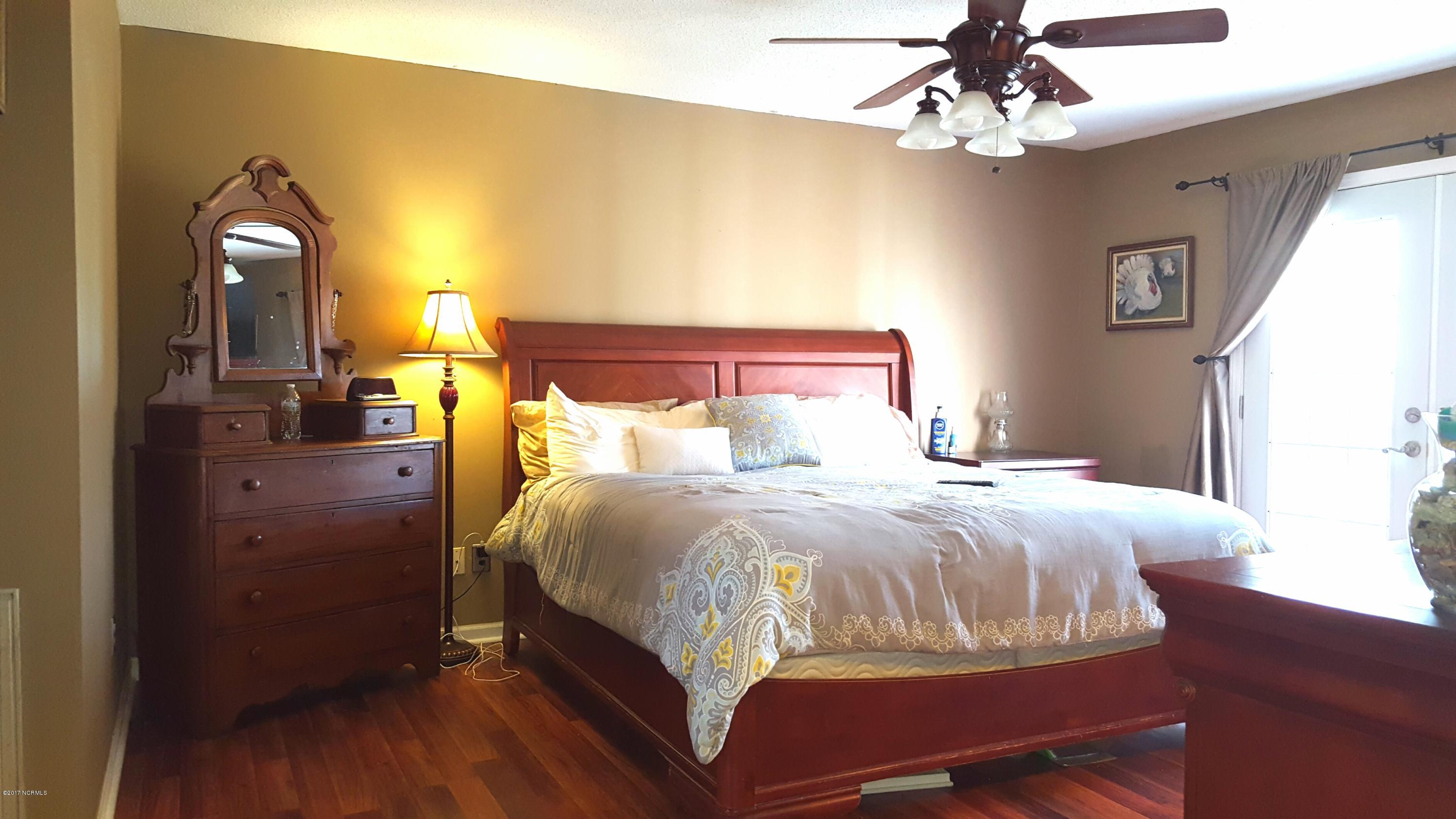 700 North Green Tee Road Hampstead, NC 28443 - Photo 8 of 15 master 2