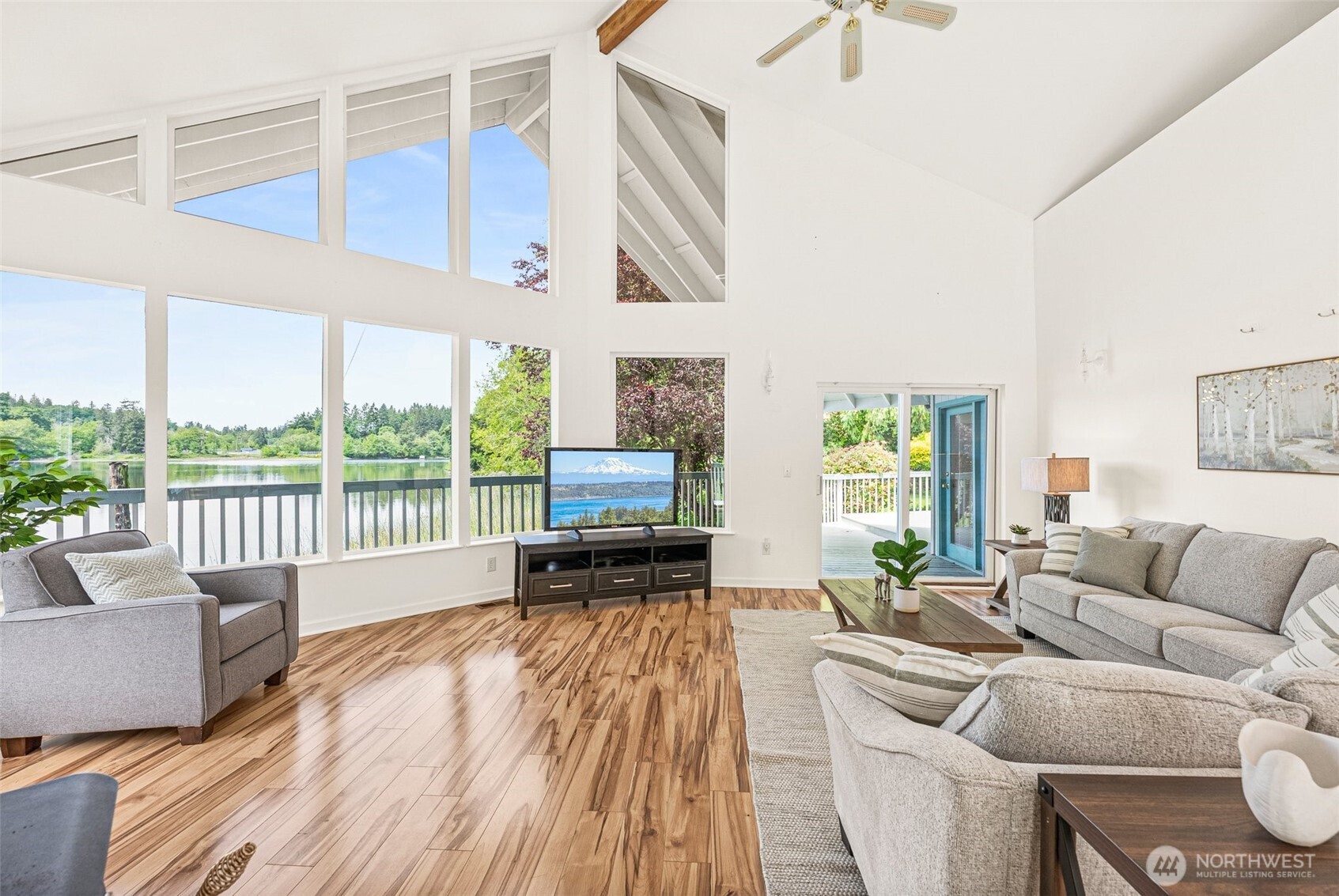 8471 East Caraway Road Port Orchard, WA 98366 - Photo 15 of 40