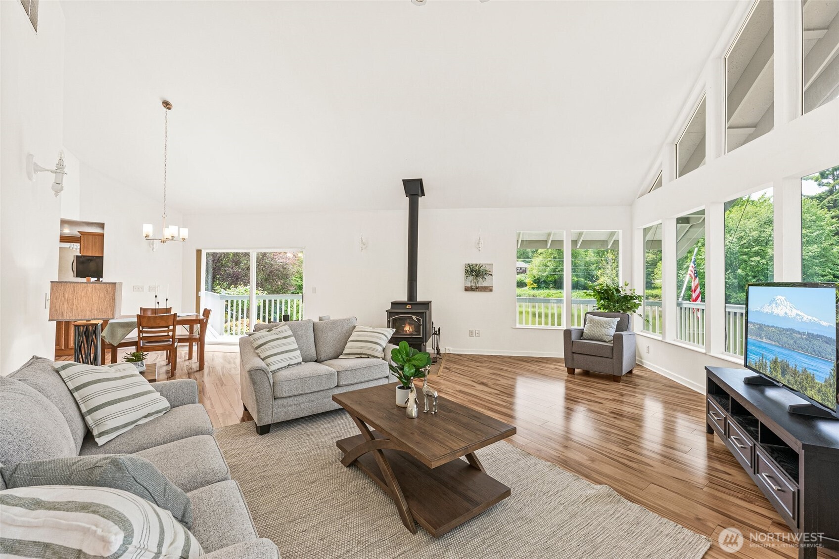 8471 East Caraway Road Port Orchard, WA 98366 - Photo 17 of 40