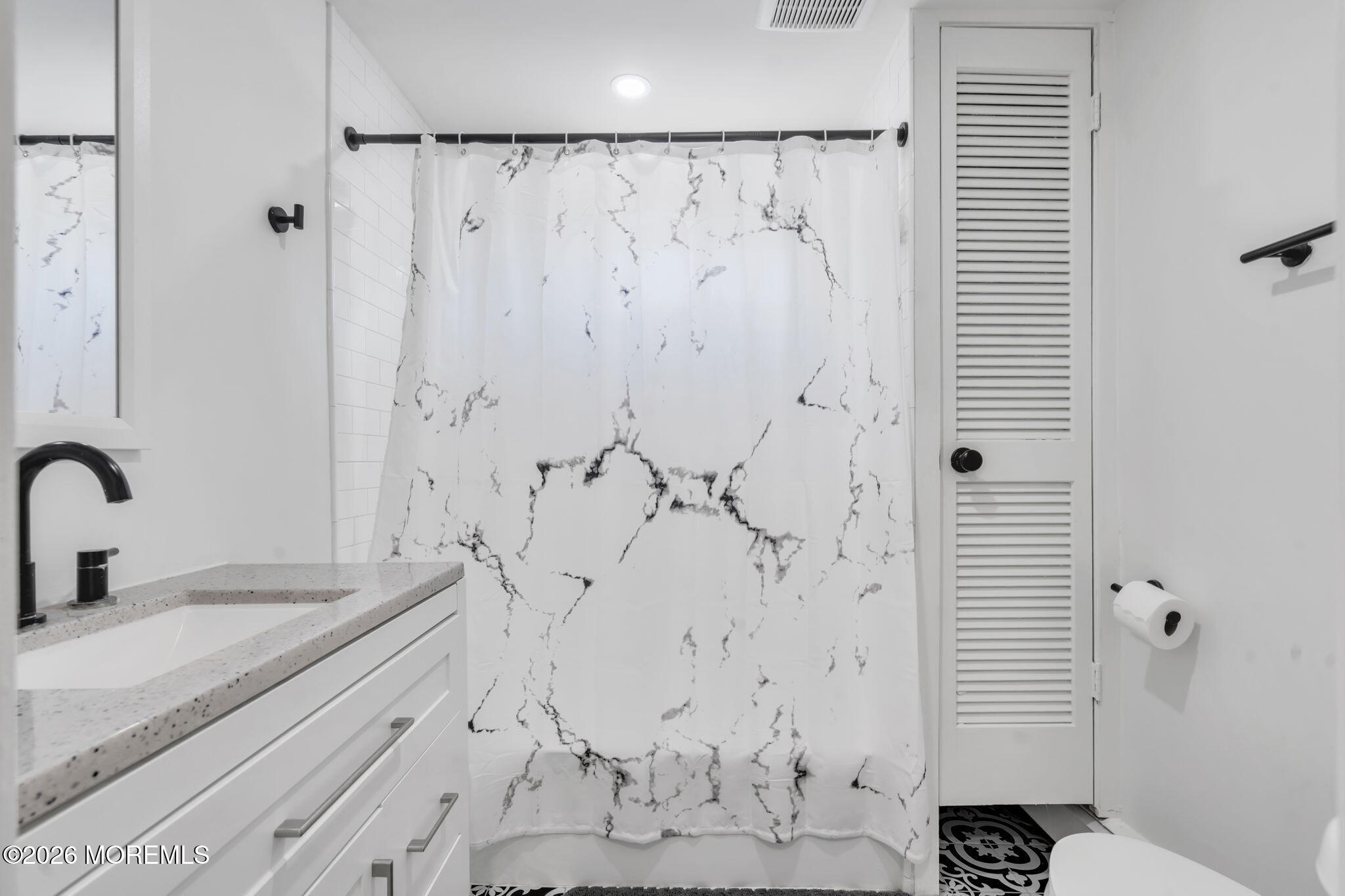 198 Newman Springs Road Red Bank, NJ 07701 - Photo 20 of 29 25-web-or-mls-DSC07399