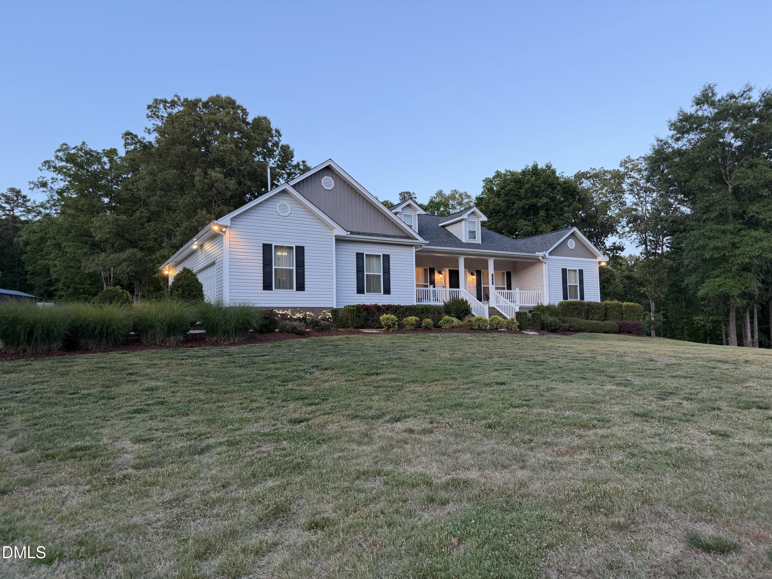 1982 Wheeler Bridge Road Burlington, NC 27215 - Photo 2 of 53 IMG_3609