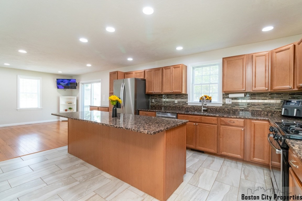 264 Charge Pond Road Wareham, MA 02571 - Photo 12 of 27