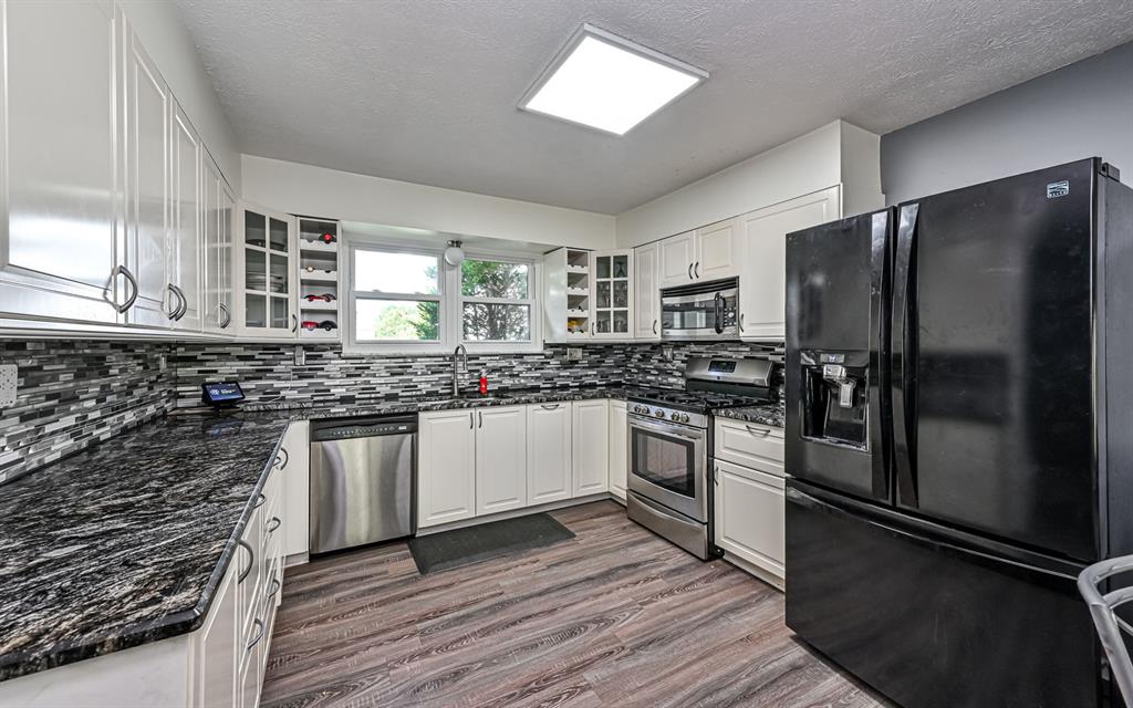 2572 B Grouse Ridge Wexford, PA 15090 - Photo 10 of 28 Kitchen
