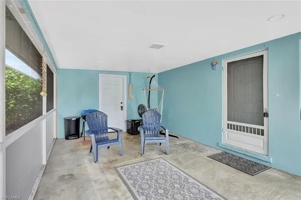 $3,000 | 1009 Ridge Street, Naples, FL 34103