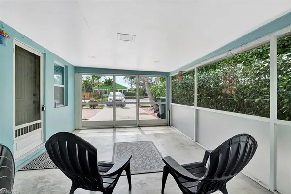 $3,000 | 1009 Ridge Street, Naples, FL 34103