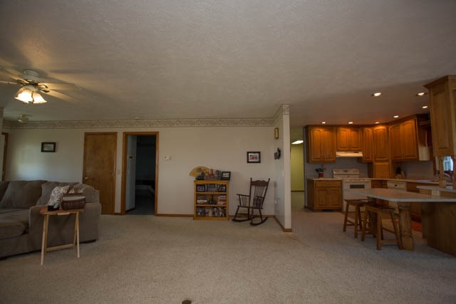 8437 South Warren Road Warren, IN 46792 - Photo 14 of 20 Gallery Image 14