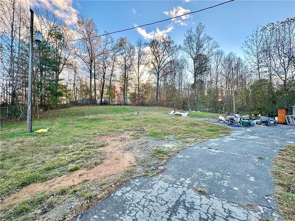 402 Raines Road Easley, SC 29640 - Photo 13 of 14