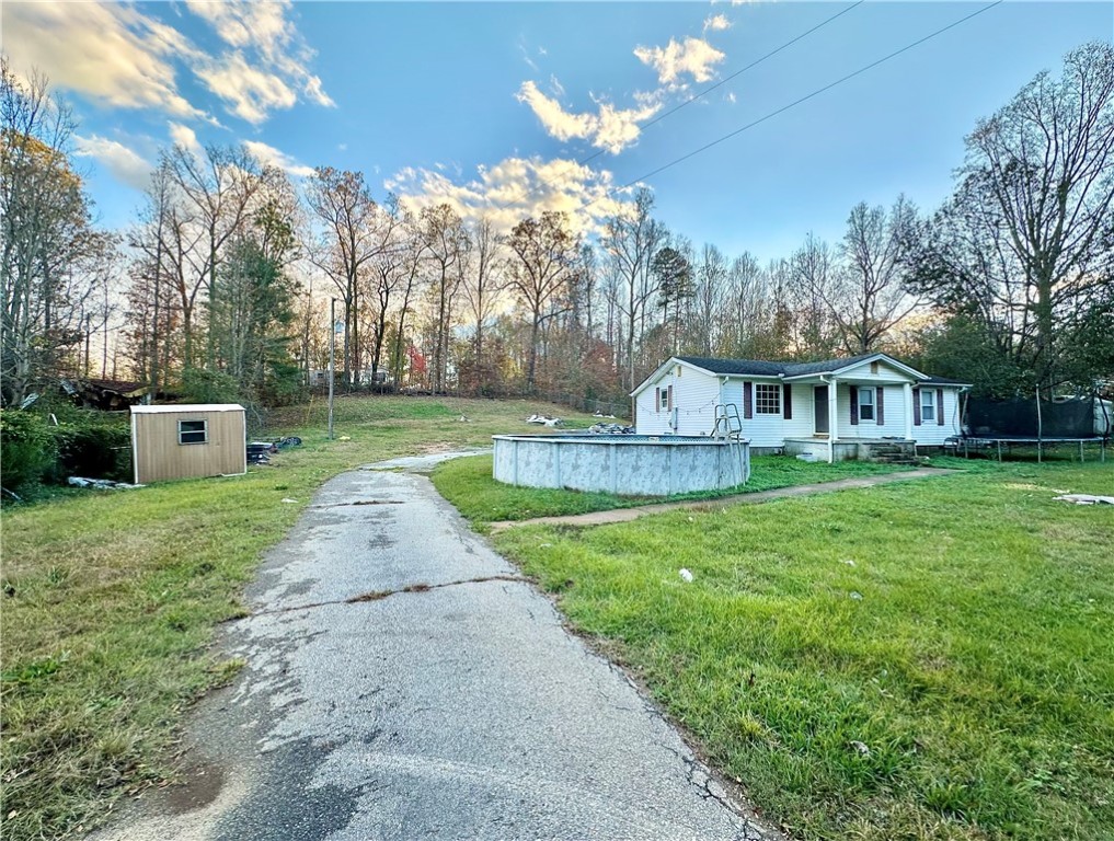 402 Raines Road Easley, SC 29640 - Photo 2 of 14