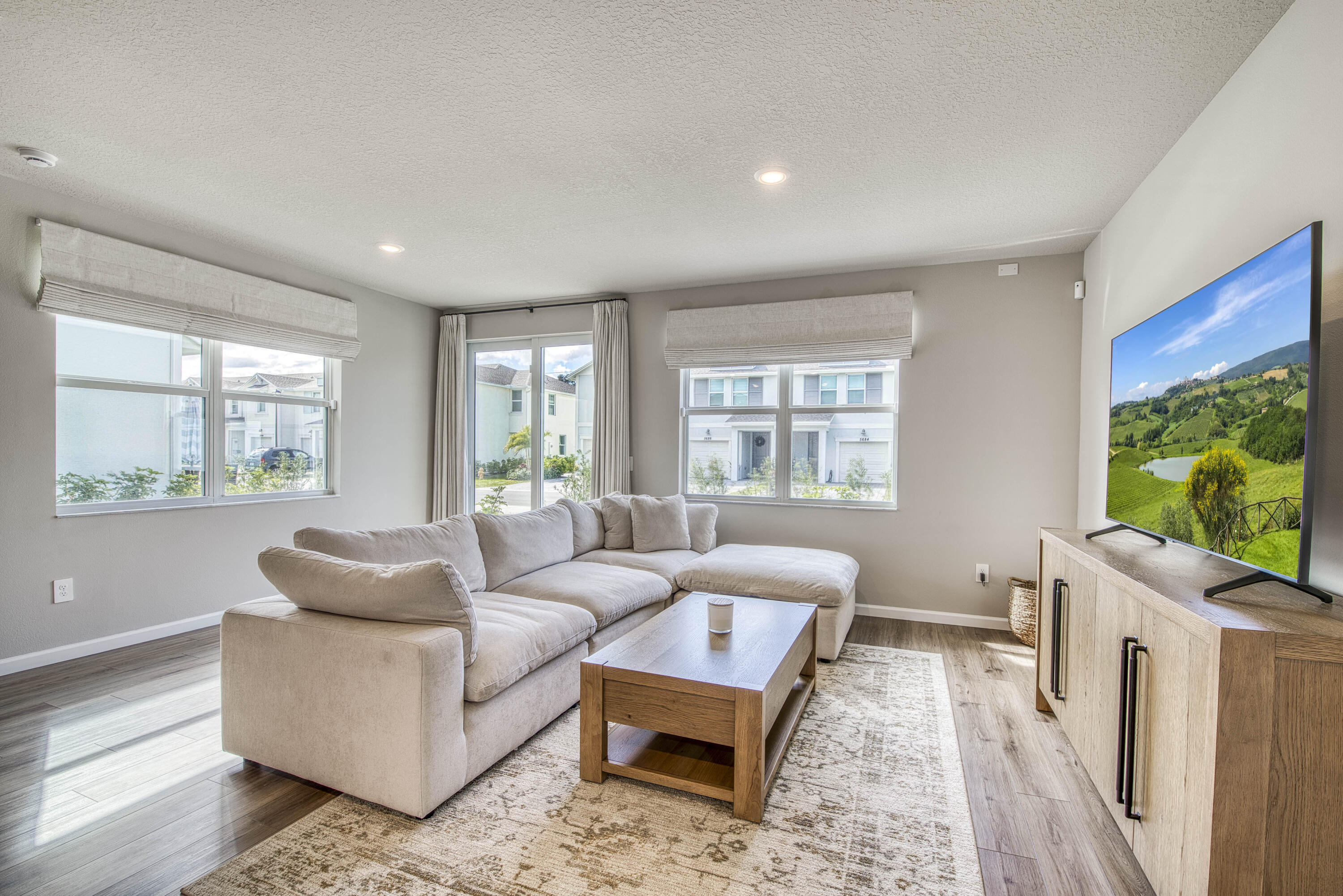 5735 Southeast Edgewater Circle Stuart, FL 34997 - Photo 12 of 40 _IMG1504_HDR