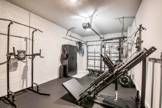 $450,000 | 5735 Southeast Edgewater Circle, Stuart, FL 34997