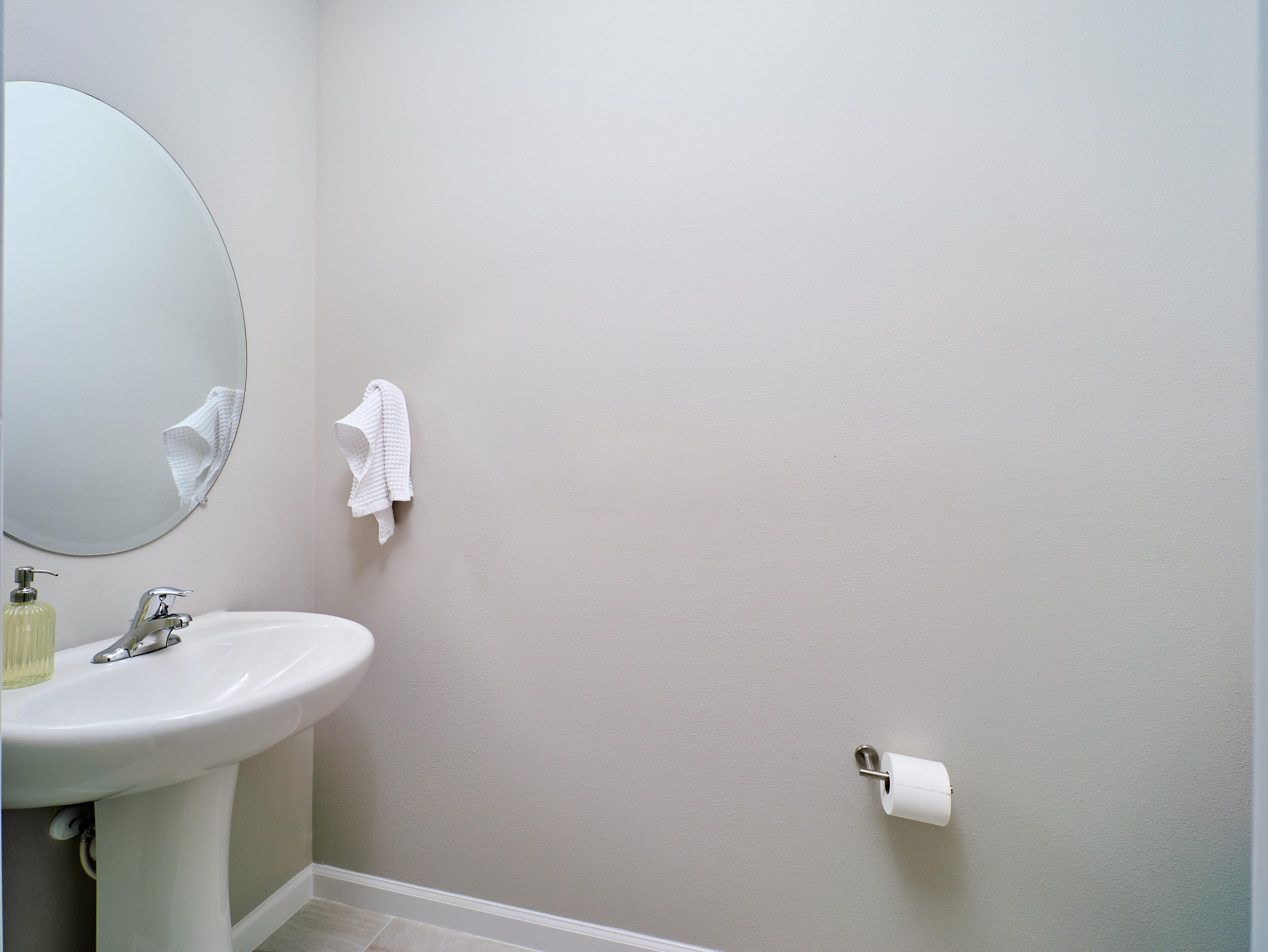 5735 Southeast Edgewater Circle Stuart, FL 34997 - Photo 15 of 40 P1118372