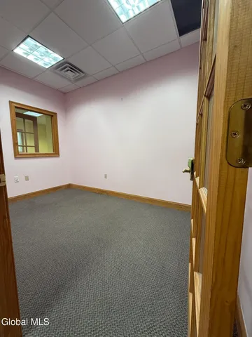 $1,200 | 178 Elm Street, Saratoga Springs, NY 12866