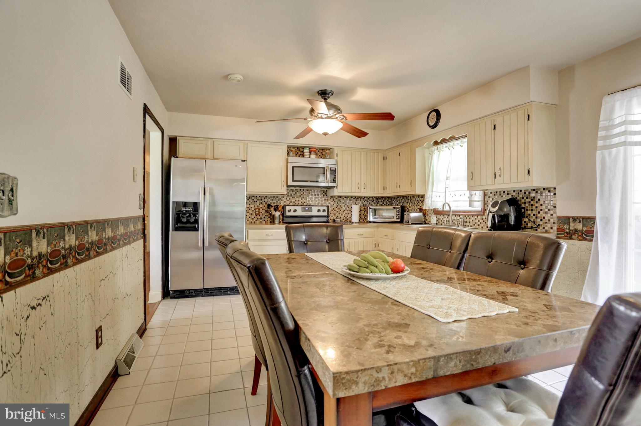 3520 Kingston Road York, PA 17402 - Photo 20 of 41 Gallery Image 20