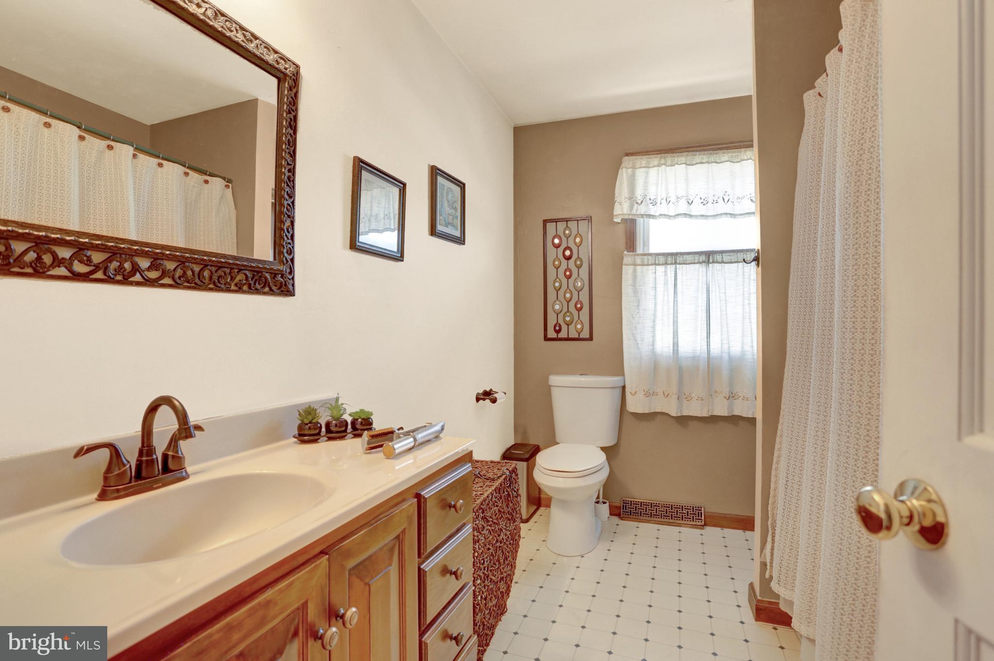 3520 Kingston Road York, PA 17402 - Photo 30 of 41 Gallery Image 30