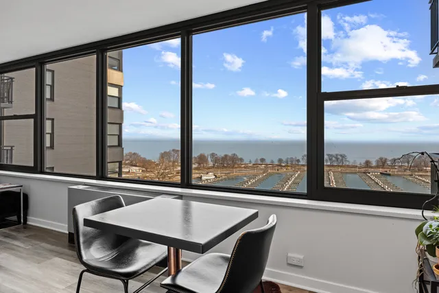 $325,000 | 3430 North Lake Shore Drive, Unit 15L, Chicago, IL 60657