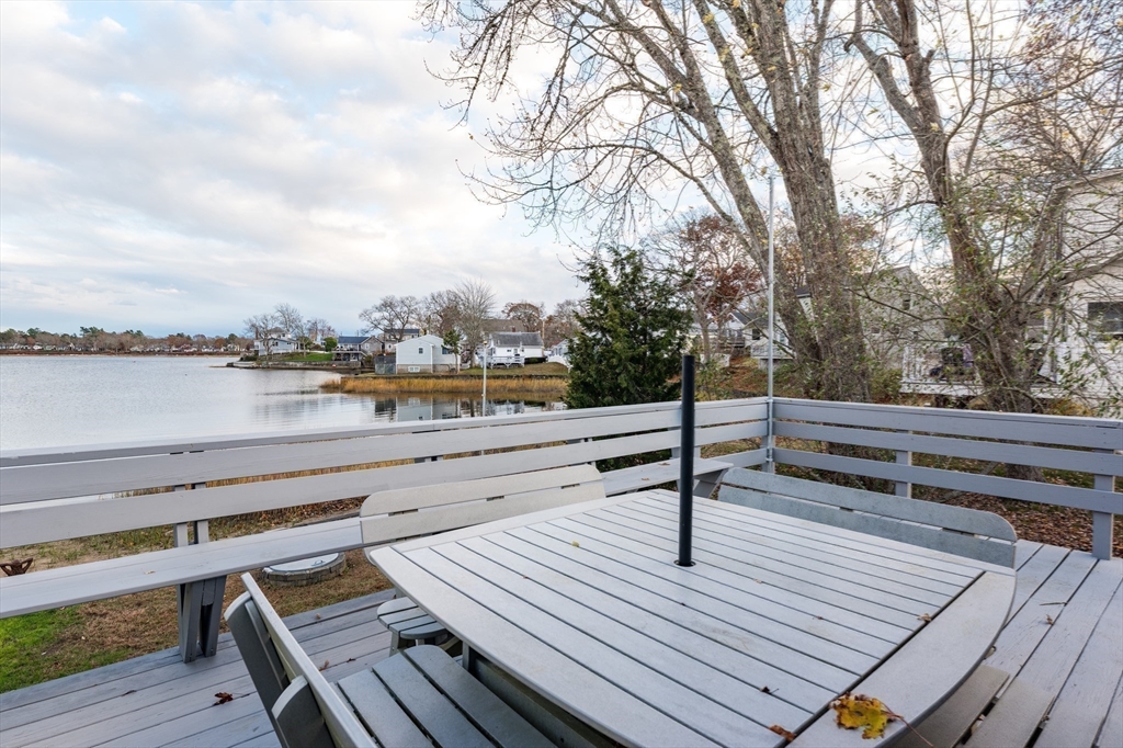 4 Ross Avenue Wareham, MA 02571 - Photo 17 of 39