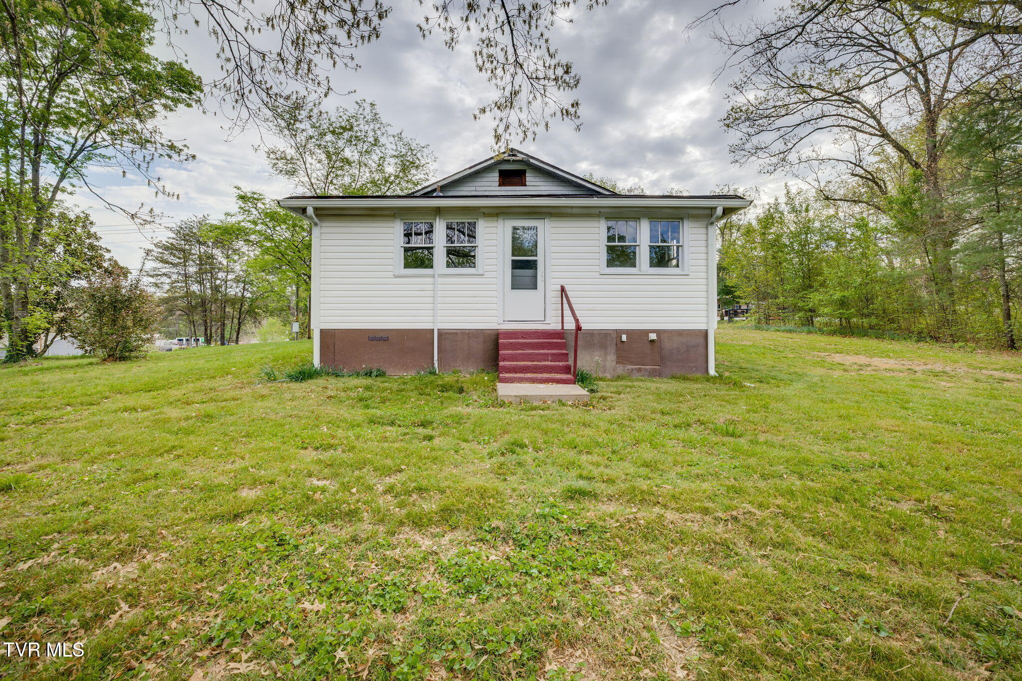 225 Washington College Station Road Limestone, TN 37681 - Photo 23 of 25 023